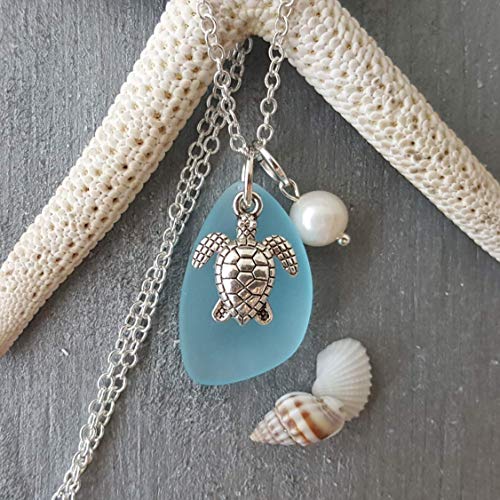 Realizzato a mano in Hawaii, baia turchese collana di vetro blu del mare, il...
