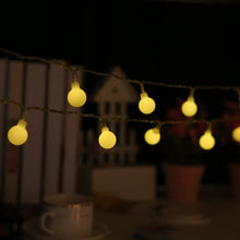 Carica l&#39;immagine nel visualizzatore di Gallery, Tomshine Luci Della Stringa Della Palla 80 Palle Alimentato a batteria IP44