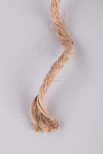 Carica l&#39;immagine nel visualizzatore di Gallery, Rayher Cordone Juta, 6-x, 6mm ø, Naturale, rocchetto 120m, naturale - Ilgrandebazar