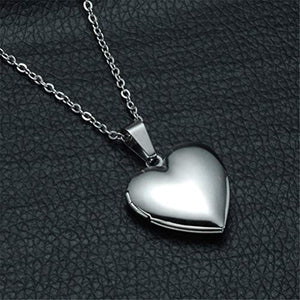 PAURO - Collana da donna in acciaio inox con medaglione a forma di cuore - Ilgrandebazar