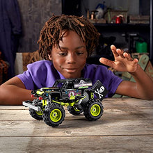 Carica l&#39;immagine nel visualizzatore di Gallery, LEGO 42118 Technic Monster Jam Grave Digger, Kit 2 in 1 da Monster Truck a Buggy Fuoristrada con Azione Pull-Back, Giochi per Bambini, Ragazzi e Ragazze dai 7 Anni