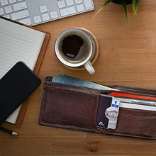 Carica l'immagine nel visualizzatore di Gallery, AMAZY Protezione rfid nfc in PVC (10 pezzi) - Protezione al 100% contro il furto d'identità e di dati - Rfid protection card extra-robusti in plastica per carte di credito debito e d'identità.