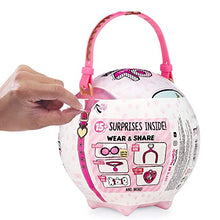 Carica l&#39;immagine nel visualizzatore di Gallery, Giochi Preziosi Lol Pets Surprise, 15 Sorprese con Accessori per il Cucciolo... - Ilgrandebazar