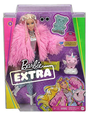 Carica l&#39;immagine nel visualizzatore di Gallery, Barbie Extra n.3 - Bambola Snodata con Pelliccia Rosa e Maialino-Unicorno - 15 Accessori - Look Fashion con Ciocche Rossa - Regalo per Bambini 3+ Anni, GRN28