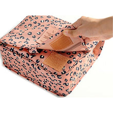 Carica l&#39;immagine nel visualizzatore di Gallery, WINOMO Beauty Case da Viaggio Appendere Impermeabile Trousse Organizer...