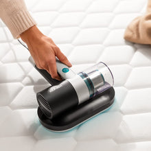 Carica l'immagine nel visualizzatore di Gallery, Cecotec Aspirapolvere per materassi e tappezzerie Conga Rockstar 3000 Mattress. 300 W, 10 kPa, luce UV UV-C, tecnologia con spazzola motorizzata, tecnologia ad aria calda