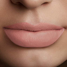 Carica l&#39;immagine nel visualizzatore di Gallery, L&#39;Oréal Paris Rossetto Liquido Rouge Signature, Tinta Labbra a 110 I Empower - Ilgrandebazar
