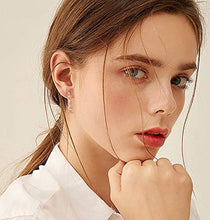 Carica l&#39;immagine nel visualizzatore di Gallery, YADOCA 4 Paia di Orecchini a Cerchio Huggie in Acciaio Inossidabile per...