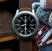 Carica l&#39;immagine nel visualizzatore di Gallery, Barton Quick Release - Cinturini in Pelle di Alta 22mm, Cuoio / Pinzatura - Ilgrandebazar