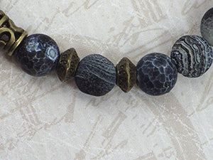 Bracciale in agata smerigliato con ciondolo a forma di zampa lupo - Ilgrandebazar