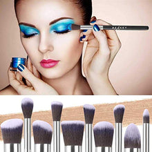 Carica l'immagine nel visualizzatore di Gallery, BEAKEY set di pennelli trucco Premium synthetic Kabuki fondazione cipria fard, ombretto, pennelli per trucco, kit con spugnetta e Brush Egg (10 + 2 pezzi, nero/argento)