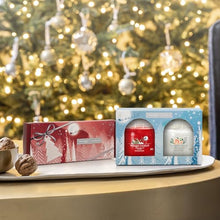 Carica l&#39;immagine nel visualizzatore di Gallery, Set regalo Yankee Candle | 10 candele profumate e 1 portacandele | Collezione Bright Lights | Regali di Natale perfetti per le donne