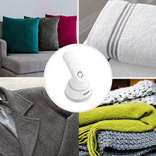 Carica l'immagine nel visualizzatore di Gallery, Duronic Rasoio per tessuti, FS16USB, debobbler, rimuove pelucchi e pelucchi dai vestiti, rimuove pelucchi e pelucchi, manico girevole, ricarica USB, custodia per ravvivare vecchi maglioni, maglioni,