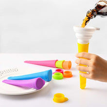 Carica l&#39;immagine nel visualizzatore di Gallery, GOLDGE Stampo per Ghiaccioli, Set di 6 Stampi Ghiaccio in Silicone e 1 Imbuto, Stampo di Popsicle con Coperchi, Riutilizzabili, Flessibile, Lavabile in Lavastoviglie, Colorito