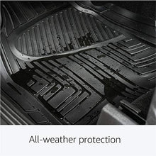 Carica l&#39;immagine nel visualizzatore di Gallery, AmazonBasics - Set da 4 tappetini in gomma per auto, SUV, camion, Nero