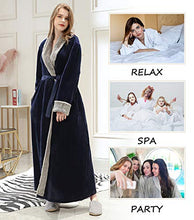 Carica l&#39;immagine nel visualizzatore di Gallery, Vestaglia Lunga Donna in Pile con Cintura, Accappatoio da L, Marina