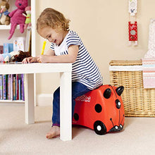 Carica l&#39;immagine nel visualizzatore di Gallery, Trunki Valigia Cavalcabile Per Bambini: 46 x 20.5 x 31 cm, Rosso Coccinella