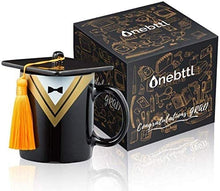 Carica l'immagine nel visualizzatore di Gallery, Onebttl Regalo di Laurea 2020 - Tazza a Cappello di Laurea Come Oggettistica Festa di Laurea, Decorazioni di Laurea, Regalo di Laurea per Lei e Lui (con Confezione Regalo)