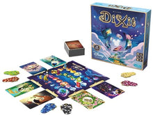 Carica l&#39;immagine nel visualizzatore di Gallery, Asmodee - Dixit: Disney - Gioco da Tavolo di Fantasia e Immaginazione con i Personaggi Disney, 3-6 Giocatori, 8+ Anni, Edizione in Italiano