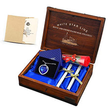 Carica l&#39;immagine nel visualizzatore di Gallery, Collana Cuore dell&#39;oceano, con ciondolo Titanic in scatola di legno Blu - Ilgrandebazar