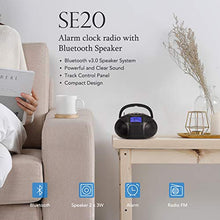 Carica l&#39;immagine nel visualizzatore di Gallery, August SE20 Altoparlante Portatile Bluetooth Radio - 2 x 3W Altoparlanti...
