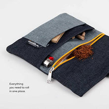 Carica l'immagine nel visualizzatore di Gallery, Portatabacco in Tessuto Jeans Denim - Astuccio Porta Tabacco Cartine Filtri, e accendino (Cerniera gialla)