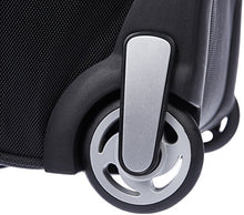 Carica l'immagine nel visualizzatore di Gallery, AmazonBasics - Borsone da viaggio con ruote, in Ripstop, 72 cm, 72 Nero