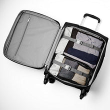 Carica l&#39;immagine nel visualizzatore di Gallery, AmazonBasics - Trolley morbido con rotelle girevoli, 53 cm, dimensioni Nero