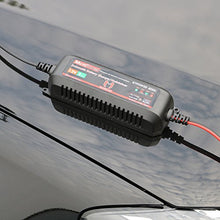 Carica l'immagine nel visualizzatore di Gallery, MOTOPOWER MP00207A Caricabatteria Automatico da 12V 2Amp Smart per batterie al Piombo e agli ioni di Litio