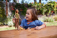 Carica l&#39;immagine nel visualizzatore di Gallery, Barbie- Carriere Fotoreporter Bambola Bruna con Cucciolo di Leone, Ispirata... - Ilgrandebazar