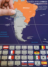 Carica l&#39;immagine nel visualizzatore di Gallery, Cartlab poster mappa del mondo + Italia da grattare con bandiere - le...