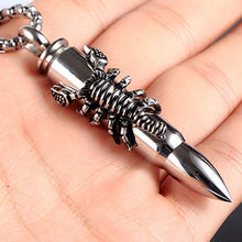Carica l&#39;immagine nel visualizzatore di Gallery, LOPEZ KENT Punk Mens Stainless Steel US Army Scorpion Bullet Pendant Argento - Ilgrandebazar