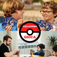 Carica l&#39;immagine nel visualizzatore di Gallery, ABDA 120 Carte Pokemon Originali Italiane Assortite - Include alcune abda Sleeves (Bustine) Protettive