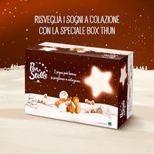 Carica l&#39;immagine nel visualizzatore di Gallery, Pan di Stelle Gift Box, Idea Regalo con Due Tazze Medie in Ceramica by Thun e Sacchetto di Biscotti Pan di Stelle 350 g in Edizione Limitata
