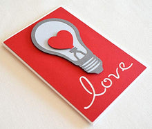 Carica l&#39;immagine nel visualizzatore di Gallery, Love - lampadina- cuore - biglietto d&#39;auguri (formato 15 x 10,5 cm) - vuoto... - Ilgrandebazar