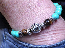 Carica l&#39;immagine nel visualizzatore di Gallery, Bracciale per gli uomini in perle Turchese ricostituito e perla di occhio di... - Ilgrandebazar