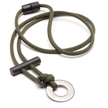 Carica l'immagine nel visualizzatore di Gallery, The Friendly Swede Collana in Paracord con Accendifuoco - Verde Militare