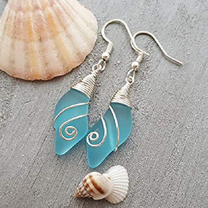 Realizzato a mano in Hawaii, filo avvolto Saluto baia turchese orecchini blu...