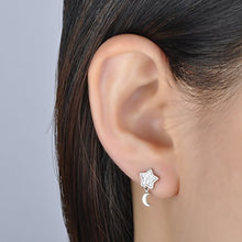 Carica l&#39;immagine nel visualizzatore di Gallery, Infinite U, eleganti orecchini a forma di stella e luna, in argento Sterling... - Ilgrandebazar