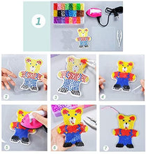 Carica l'immagine nel visualizzatore di Gallery, LIHAO 24000 Perline a Fusione, Mini Dimensioni2.6mm, Perline da Stirare 24 Colori 3 Pegboard per Il Tempo Libero Creativo, Set Gioco Creativo Natalizio Fai da Te per Bambini