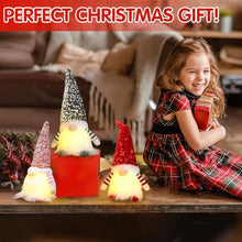 Carica l'immagine nel visualizzatore di Gallery, MOYKSRR Gnomi Natalizi Set di 3, Elfo Babbo Natale Peluche, Gnomo di Natale Decorazioni Natalizie, Gnomo Natale con LED, Decorazione Natalizia Casa per Albero Natale Tavolo Camino
