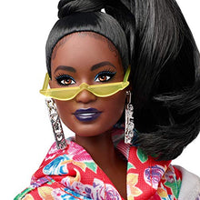 Carica l&#39;immagine nel visualizzatore di Gallery, Barbie BMR1959 Bambola Afroamericana Snodata con Vestito Floreale, GHT94 - Ilgrandebazar