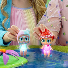 Carica l'immagine nel visualizzatore di Gallery, BLOOPIES Fairies | Piccole fatine sorpresa che si illuminano nell'acqua in capsule a forma di fiori magici con accessori | Giocattoli e personaggi per bambini dai 3 anni in su
