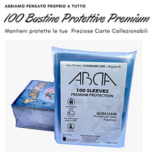 Carica l&#39;immagine nel visualizzatore di Gallery, ABDA 120 Carte Pokemon Originali Italiane Assortite - Include alcune abda Sleeves (Bustine) Protettive