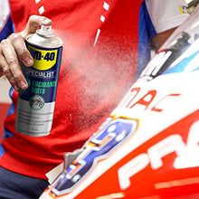 Carica l'immagine nel visualizzatore di Gallery, WD-40 Specialist Cera Lucidante Moto Spray, Contiene Cera Carnauba per una Finitura Perfetta ed Ultra Brillante, 400 ml