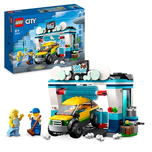 LEGO 60362 City Autolavaggio, Gioco per Bambini e Bambine da 6 Anni, Set con Spazzole Rotanti, Macchina Giocattolo e 2 Minifigure, Piccola Idea Regalo Giocattolo per Bambina e Bambino