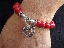 Carica l&#39;immagine nel visualizzatore di Gallery, Bracciale da donna in perle di turchese rosso con pendente argento... - Ilgrandebazar