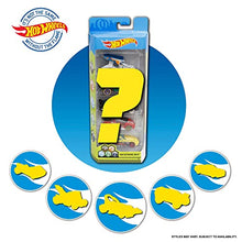 Carica l'immagine nel visualizzatore di Gallery, Hot Wheels Confezione da 5 Veicoli, Macchinine Hot Wheels in Scala 1:64 con Dettagli Autentici, Scegli tra I Temi e i Modelli e Collezionale Tutte, Giocattolo per Bambini, 3+ Anni, 01806