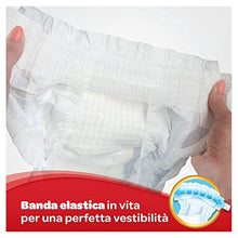 Carica l&#39;immagine nel visualizzatore di Gallery, Huggies Pannolini Extra Care, Taglia 4 (7-14 Kg), Confezione da 104...