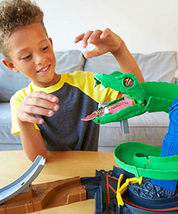 Hot Wheels Attacco al Cobra Playset per Stimolare Immaginazione e Creatività...